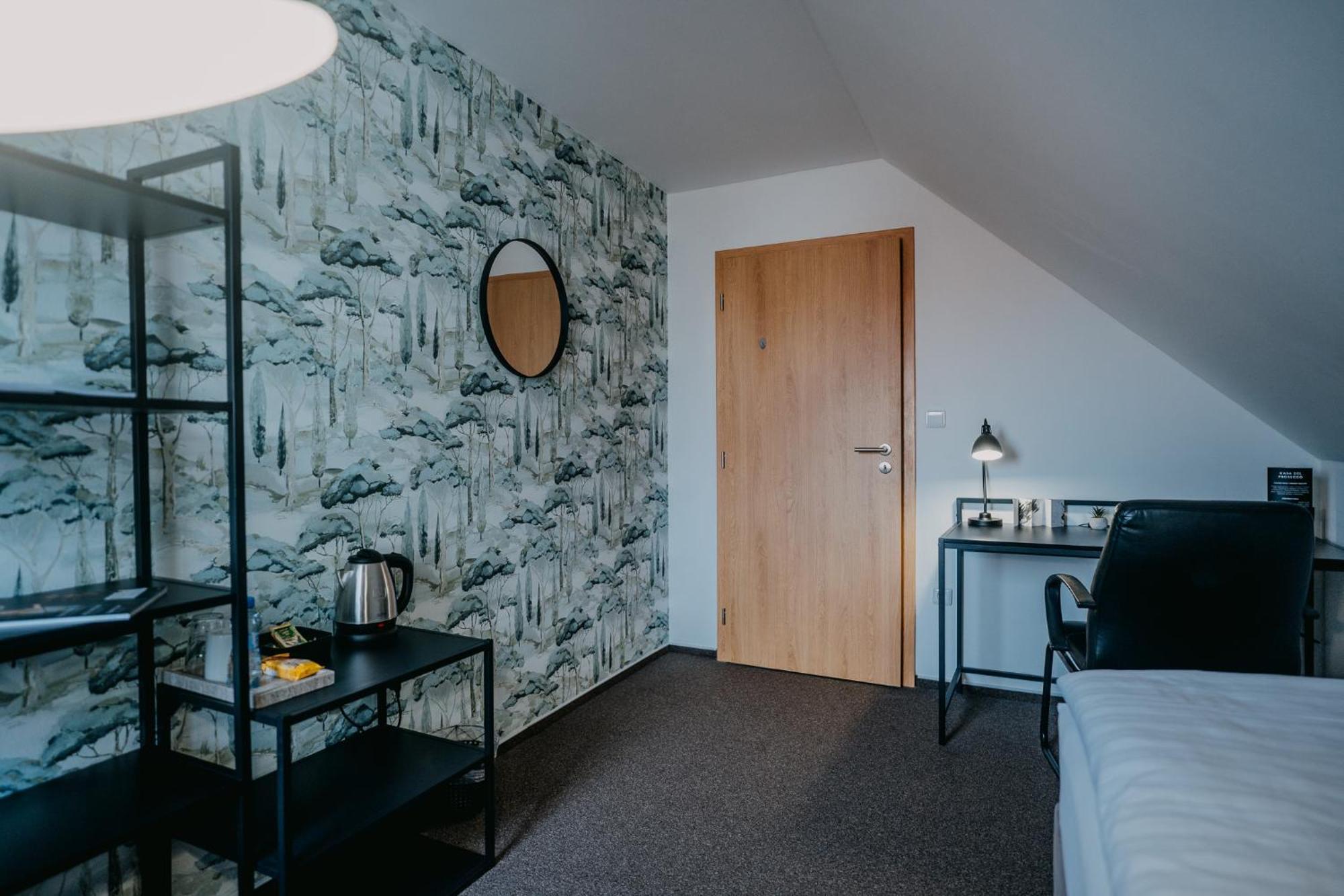 ホテル House Hradec Králové エクステリア 写真