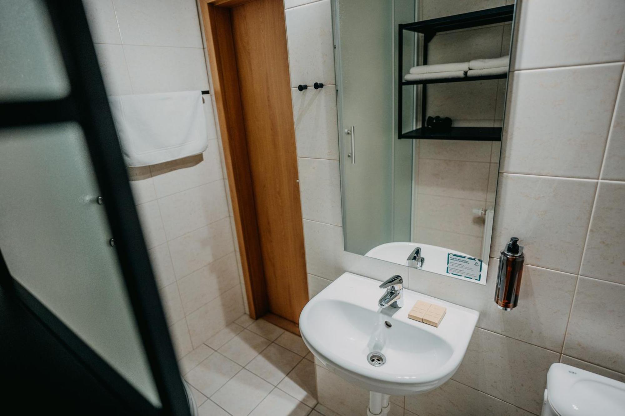 ホテル House Hradec Králové エクステリア 写真