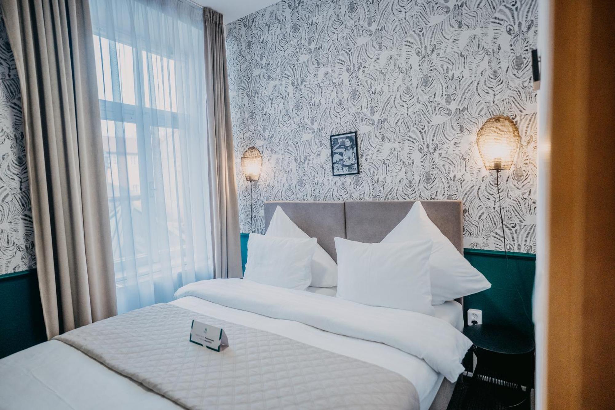 ホテル House Hradec Králové エクステリア 写真